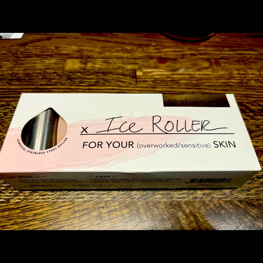 Facial roller